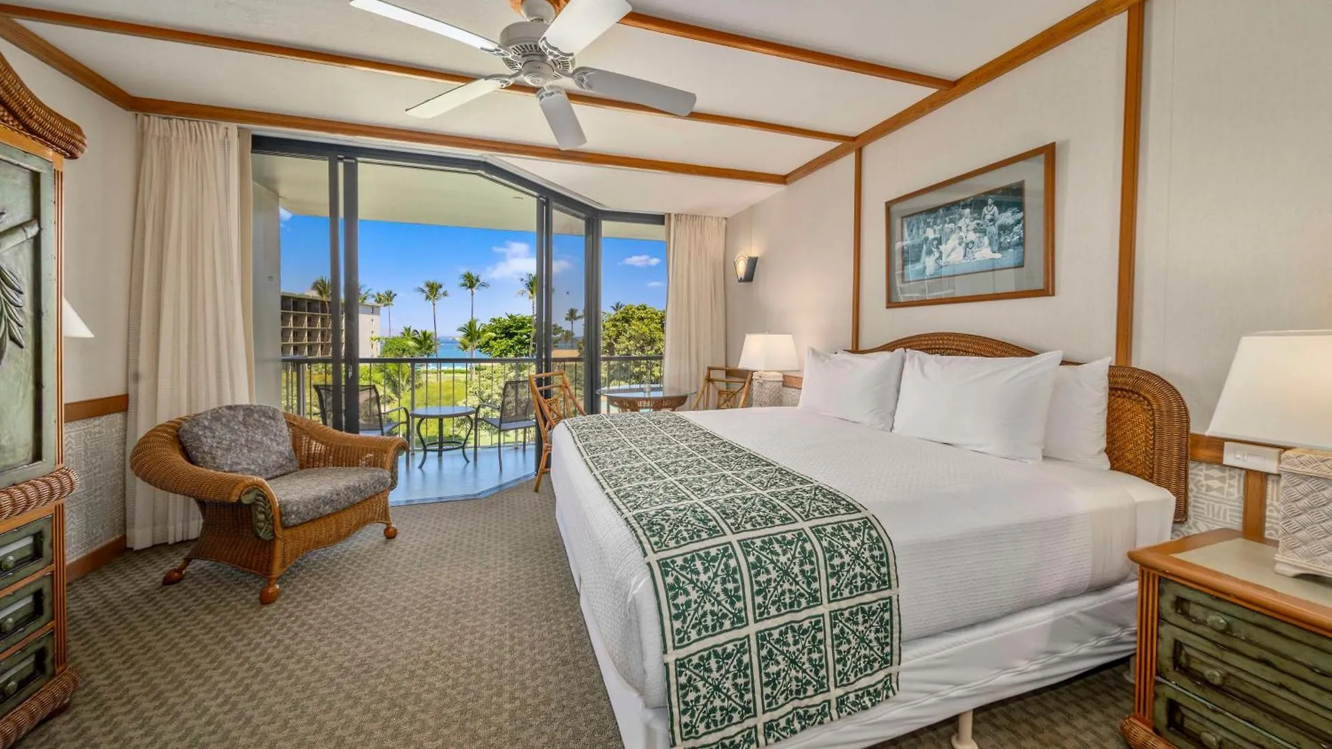 Outrigger Kaʻanapali Beach Resort Kaanapali