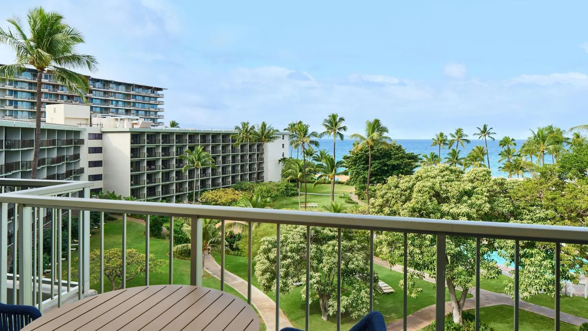 Outrigger Kaʻanapali Beach Resort Kaanapali